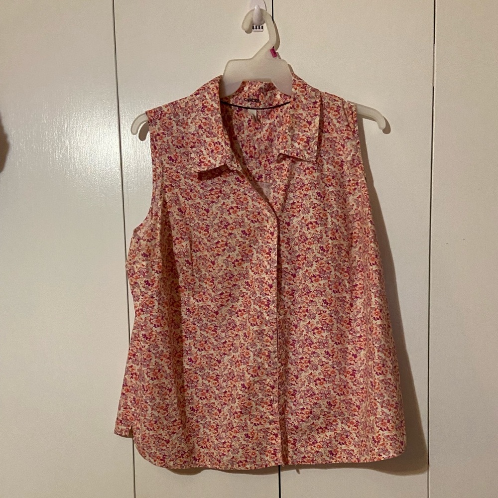 Cherokee Sleeveless Blouse